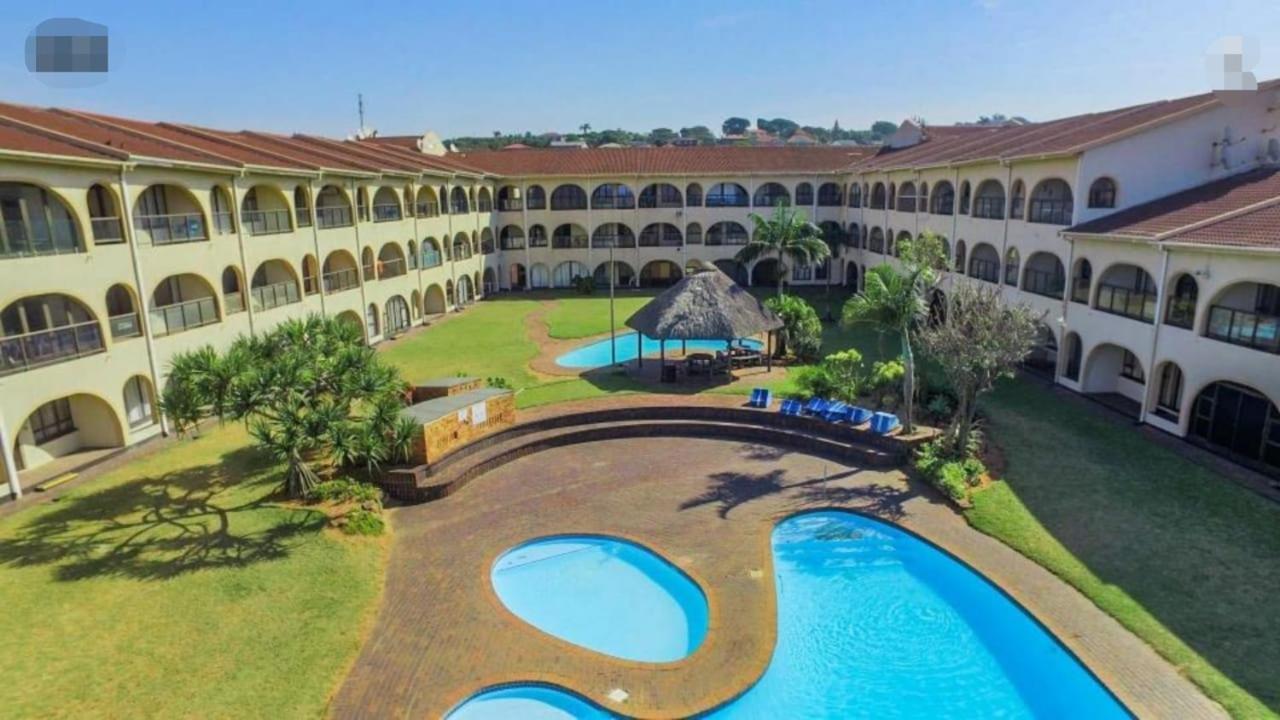 Cabanas Del Mar Amanzimtoti Exterior photo
